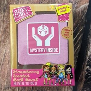 Boxy girls bath bomb mystery strawberry scented